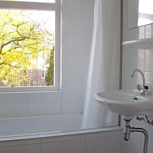 Amsterdam Hostel Uptown Екстериор снимка