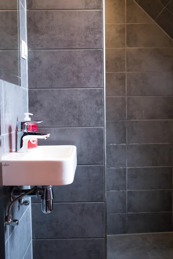 Amsterdam Hostel Uptown Екстериор снимка